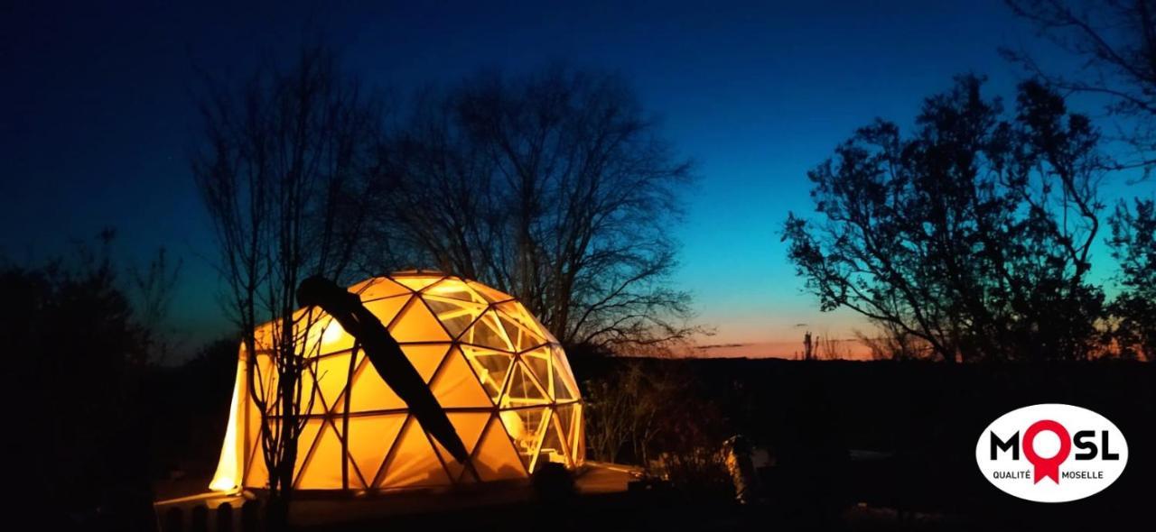 Le Dome Aux Oiseaux Hotel Bérig-Vintrange Buitenkant foto